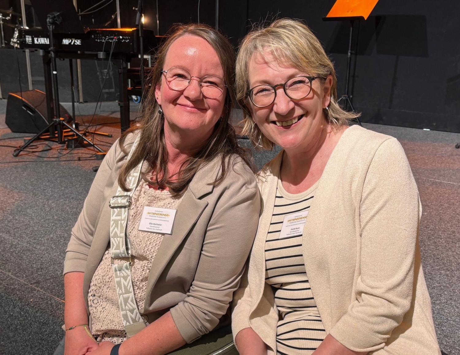 von links: Elke Bachteler und Heidi Kunz (Einsatzleitungen des ambulanten Hospizdienst Westlicher Enzkreis e.V.)   